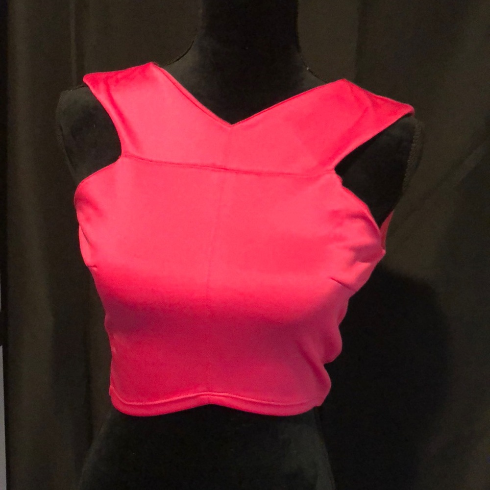 Super cute Hot pink crop